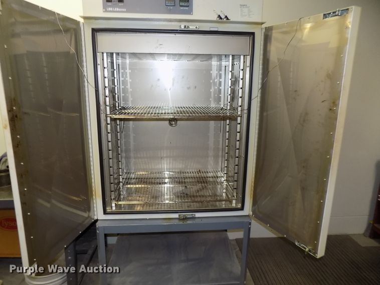 image for item DZ9732 2016 Despatch Asphalt LBB2-12-2 oven