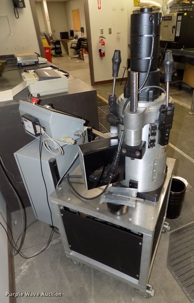 image for item DZ9733 1999 Brovold Superpave Gyratory Compactor