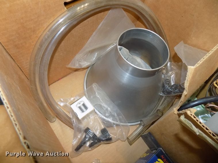 image for item DZ9734 1996 Humboldt Rice vacuum pump