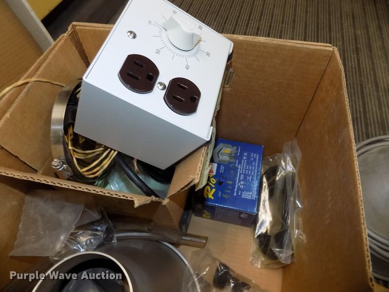 image for item DZ9734 1996 Humboldt Rice vacuum pump