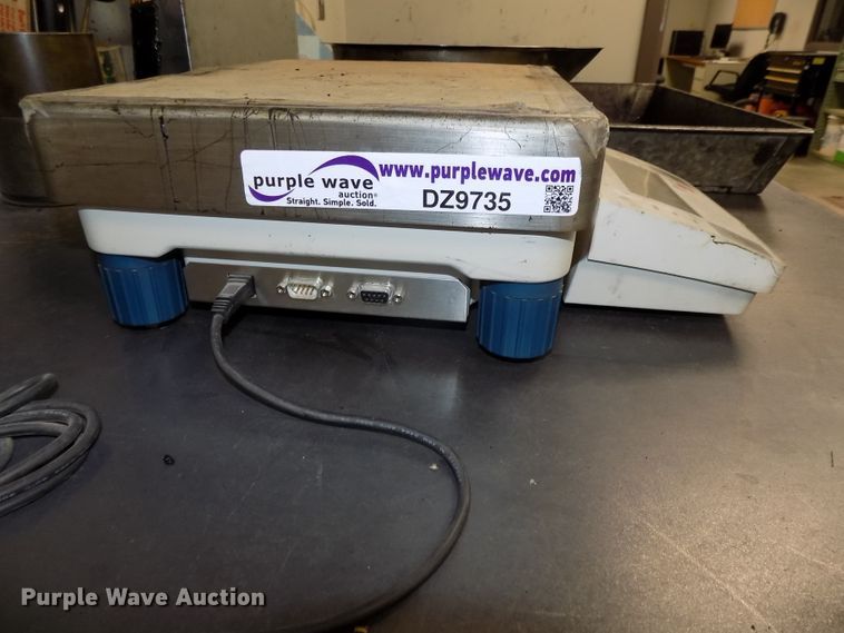 image for item DZ9735 Ohaus Explorer digital scale