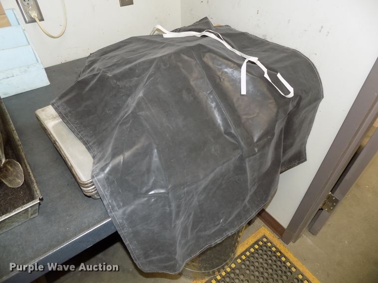 image for item DZ9735 Ohaus Explorer digital scale