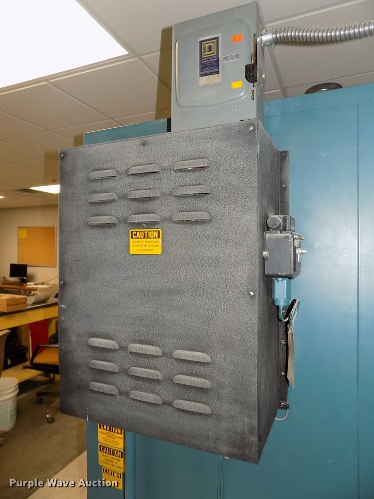 image for item DZ9737 1978 Grieve large batch oven