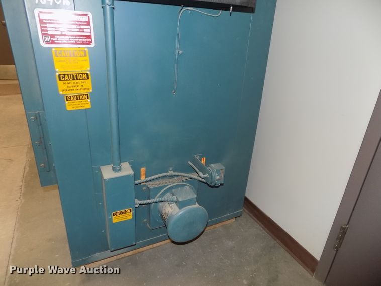 image for item DZ9737 1978 Grieve large batch oven