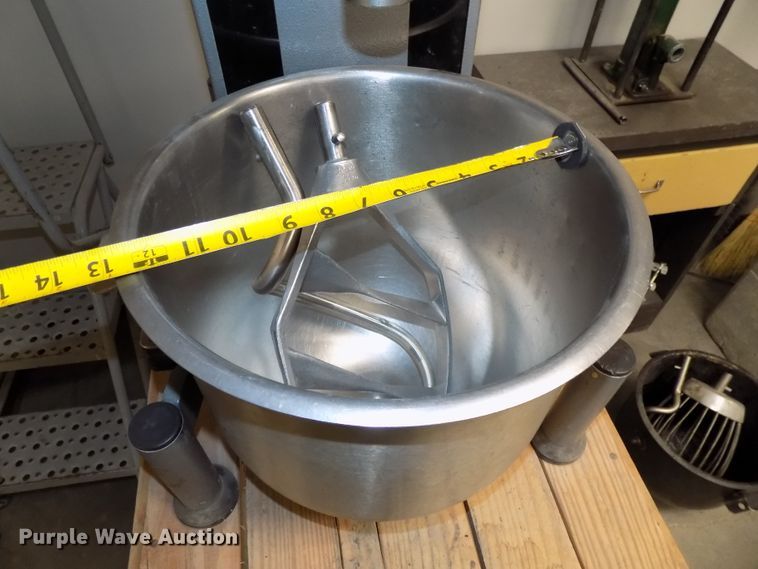 image for item DZ9738 Welbilt W20 varimixer