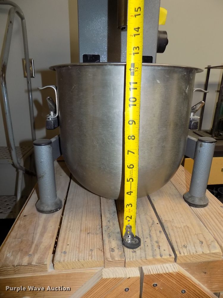 image for item DZ9738 Welbilt W20 varimixer