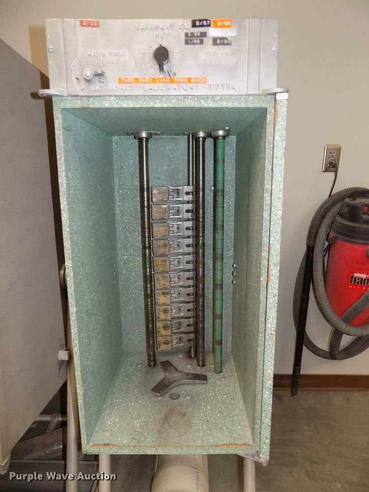 image for item DZ9739 Rainhart Mary Ann shaker and sieves