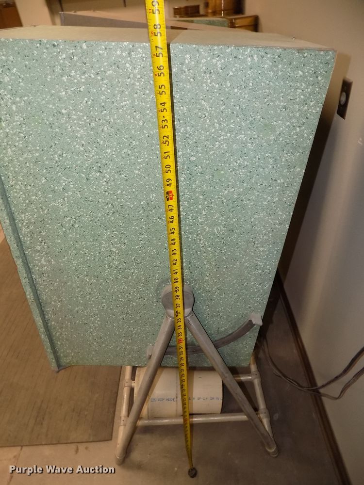 image for item DZ9739 Rainhart Mary Ann shaker and sieves