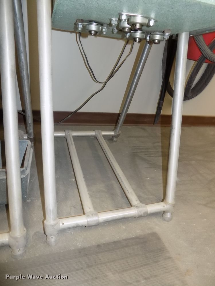 image for item DZ9739 Rainhart Mary Ann shaker and sieves