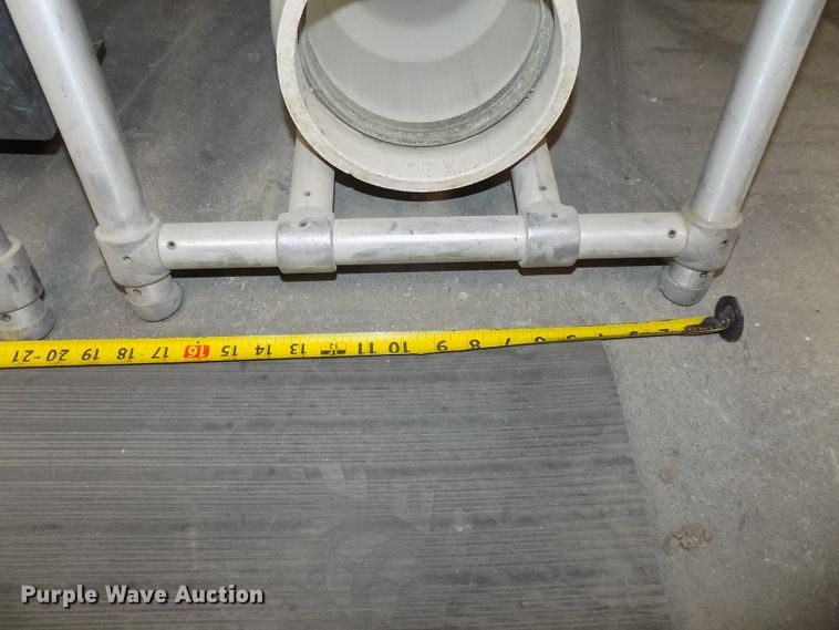 image for item DZ9739 Rainhart Mary Ann shaker and sieves