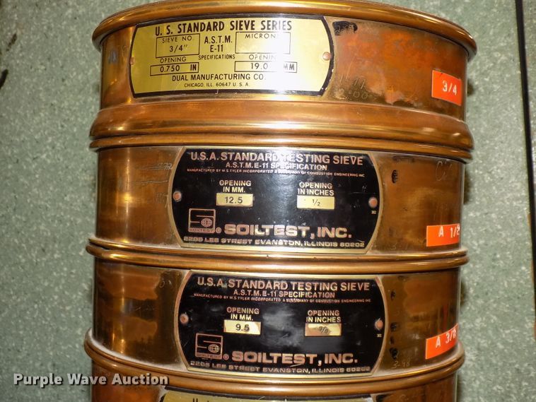 image for item DZ9739 Rainhart Mary Ann shaker and sieves