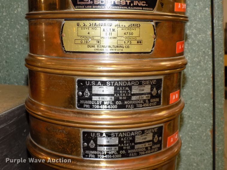 image for item DZ9739 Rainhart Mary Ann shaker and sieves