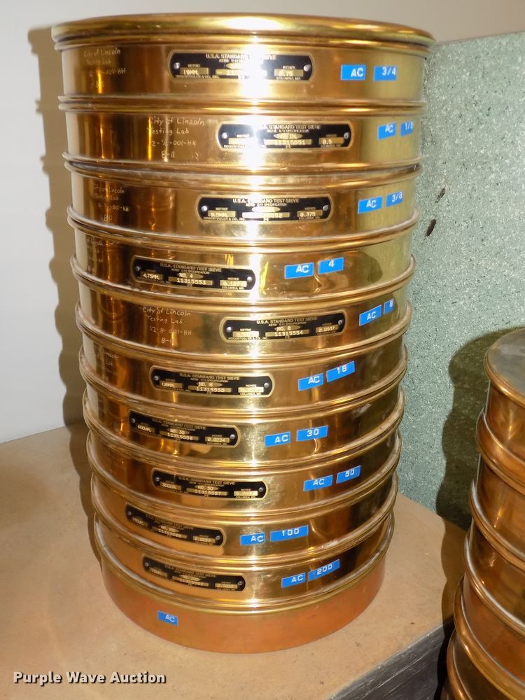 image for item DZ9739 Rainhart Mary Ann shaker and sieves