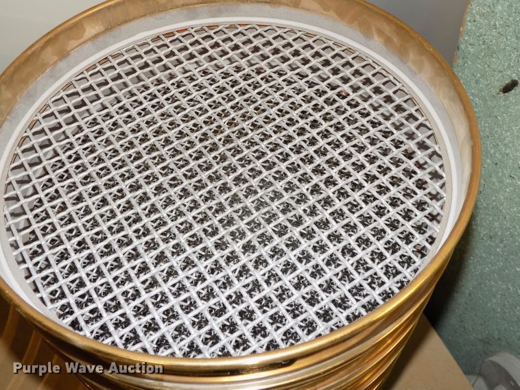 image for item DZ9739 Rainhart Mary Ann shaker and sieves