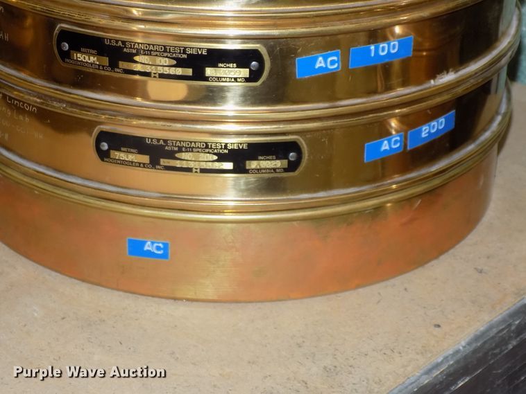 image for item DZ9739 Rainhart Mary Ann shaker and sieves