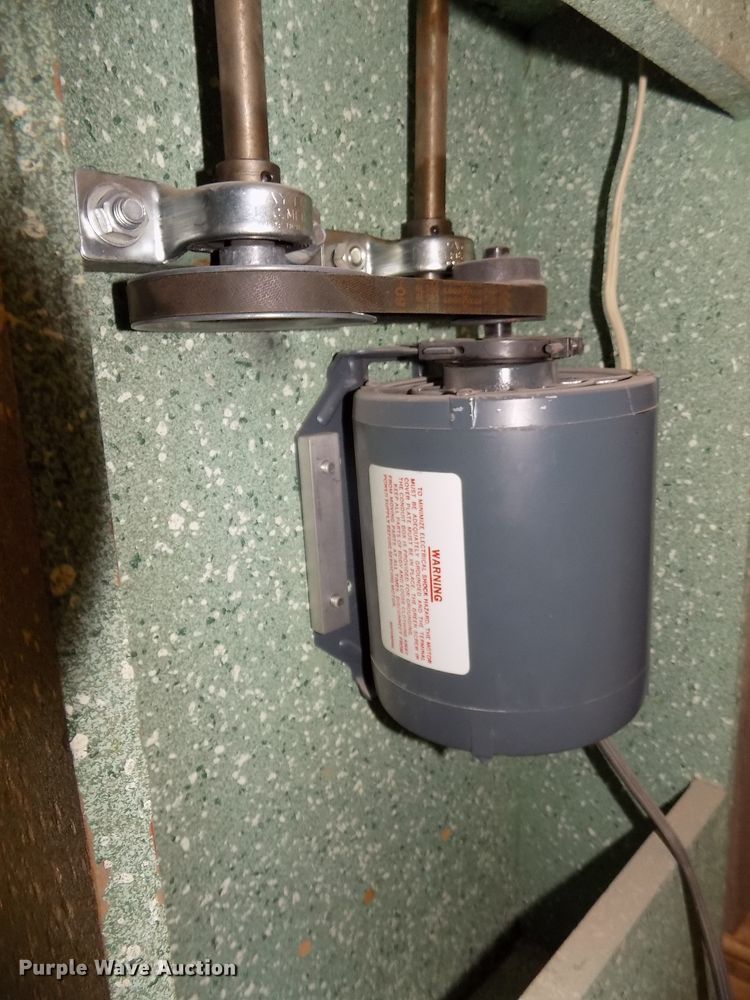 image for item DZ9739 Rainhart Mary Ann shaker and sieves