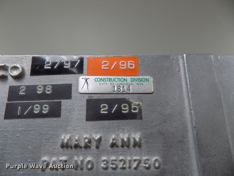 image for item DZ9739 Rainhart Mary Ann shaker and sieves