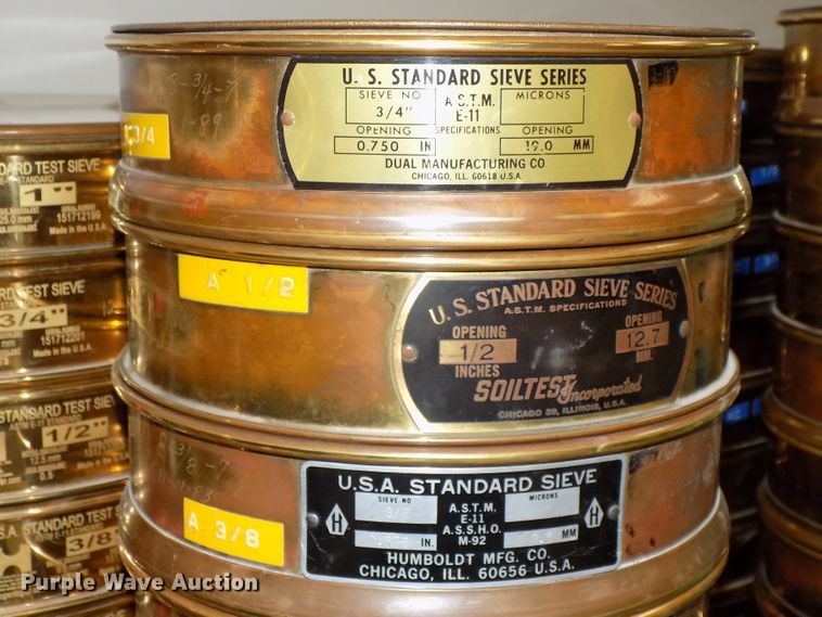 image for item DZ9740 Rainhart Mary Ann shaker and sieves