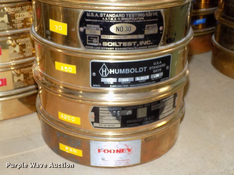 image for item DZ9740 Rainhart Mary Ann shaker and sieves