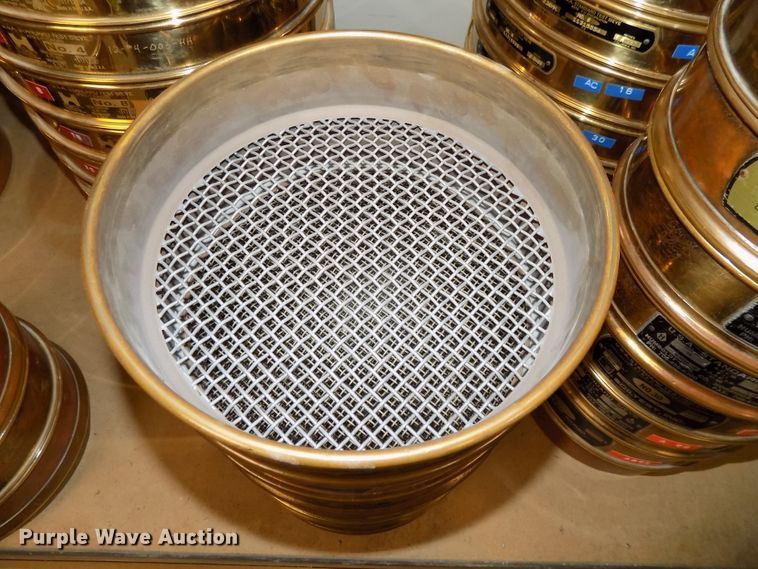 image for item DZ9740 Rainhart Mary Ann shaker and sieves