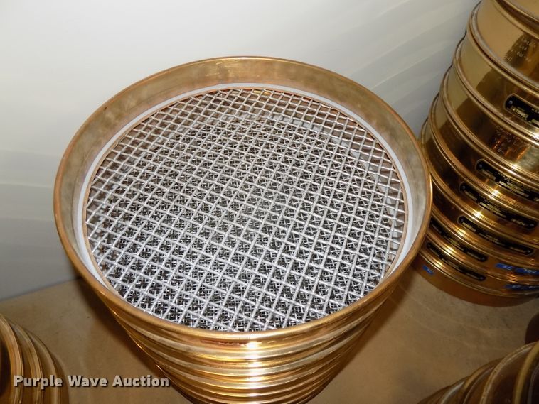 image for item DZ9740 Rainhart Mary Ann shaker and sieves