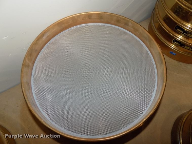 image for item DZ9740 Rainhart Mary Ann shaker and sieves