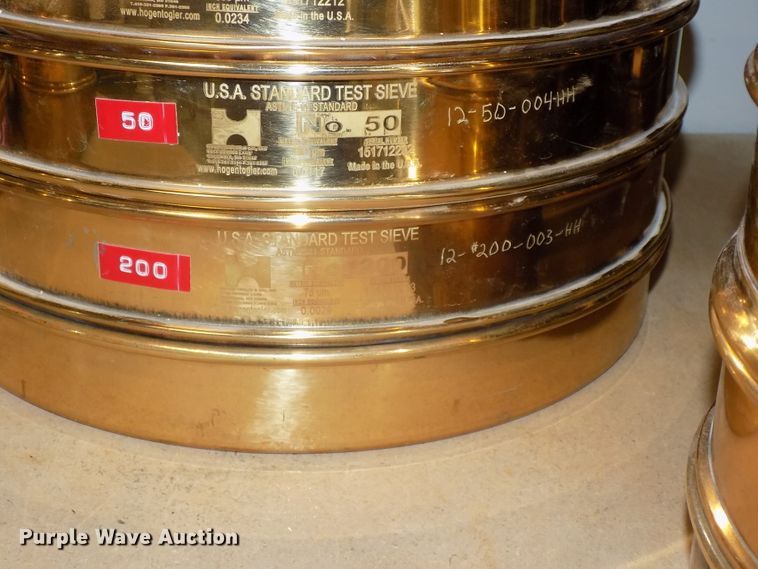 image for item DZ9740 Rainhart Mary Ann shaker and sieves