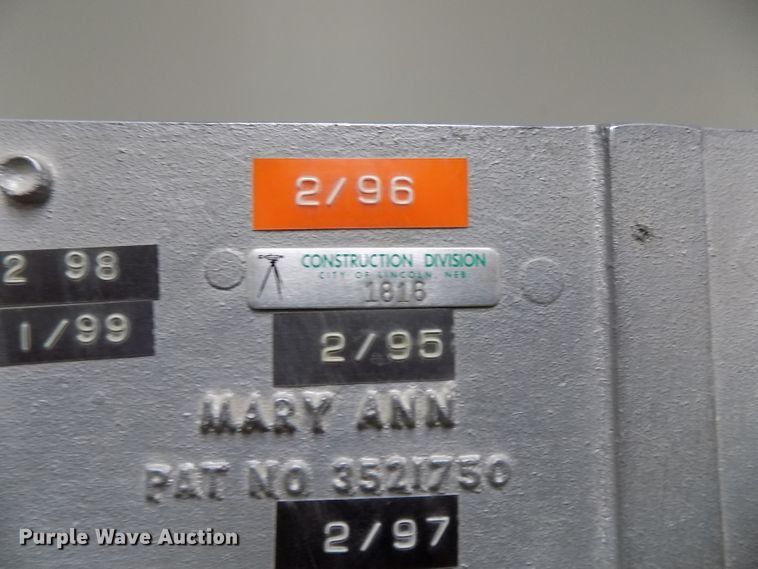 image for item DZ9740 Rainhart Mary Ann shaker and sieves