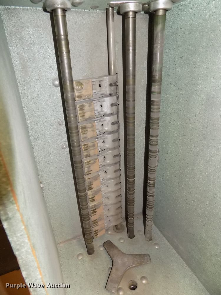 image for item DZ9741 Rainhart Mary Ann shaker and sieves