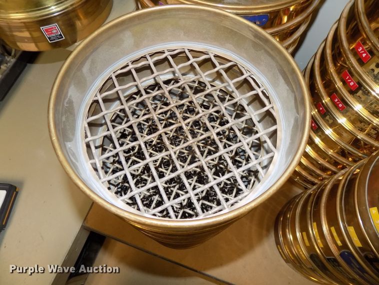 image for item DZ9741 Rainhart Mary Ann shaker and sieves