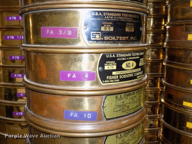 image for item DZ9741 Rainhart Mary Ann shaker and sieves