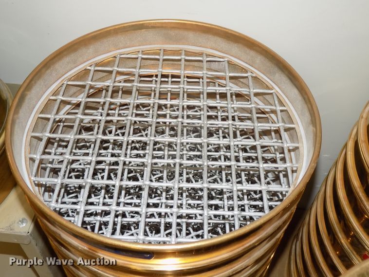 image for item DZ9741 Rainhart Mary Ann shaker and sieves