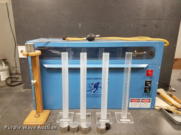 image for item DZ9742 Gilson sand content shaker and test set