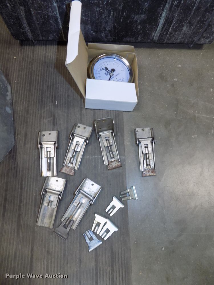 image for item DZ9743 (4) concrete air meters