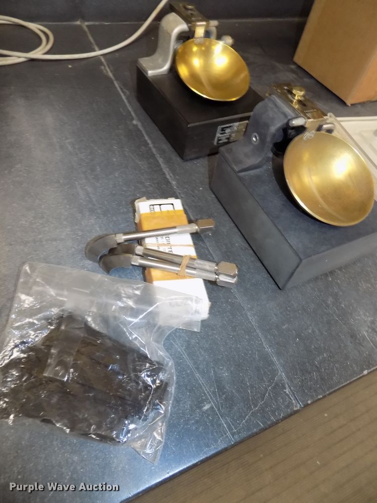 image for item DZ9744 Atterberg Limits soils particle analysis testing equipment