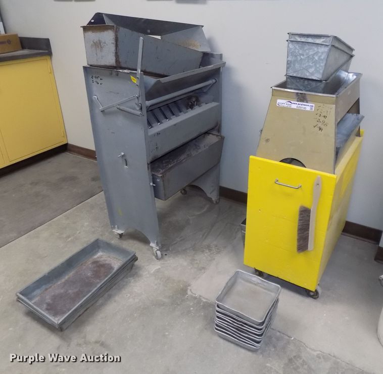 image for item DZ9745 Aggregate gradation analysis equipment