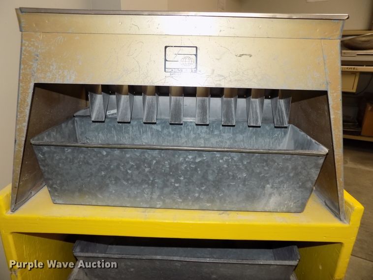 image for item DZ9745 Aggregate gradation analysis equipment