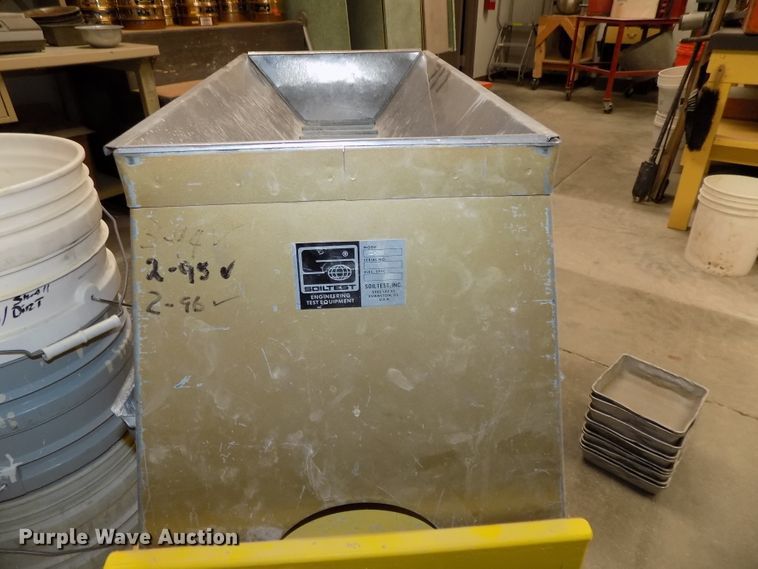 image for item DZ9745 Aggregate gradation analysis equipment