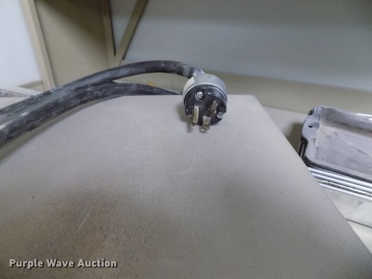 image for item DZ9745 Aggregate gradation analysis equipment