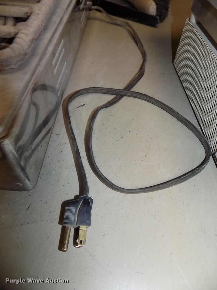 image for item DZ9745 Aggregate gradation analysis equipment