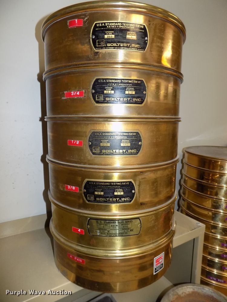 image for item DZ9745 Aggregate gradation analysis equipment