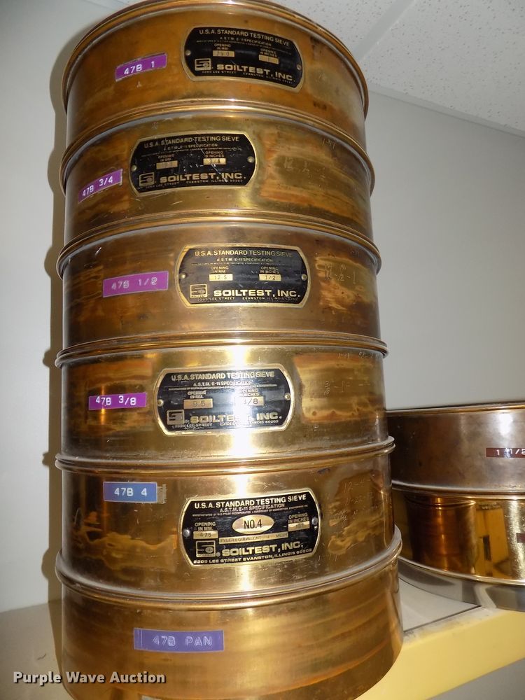 image for item DZ9745 Aggregate gradation analysis equipment