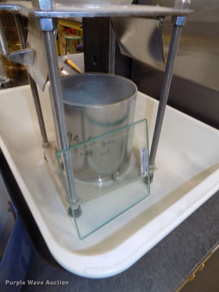 image for item DZ9749 Aggregate analysis testing equipment