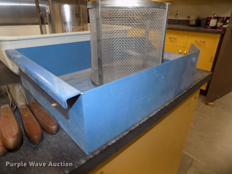 image for item DZ9749 Aggregate analysis testing equipment