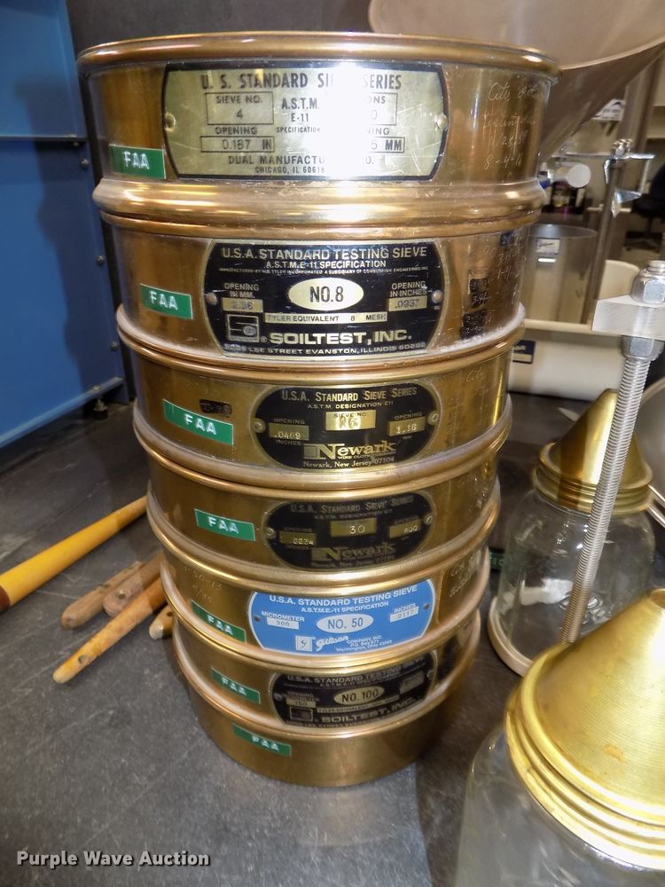 image for item DZ9749 Aggregate analysis testing equipment