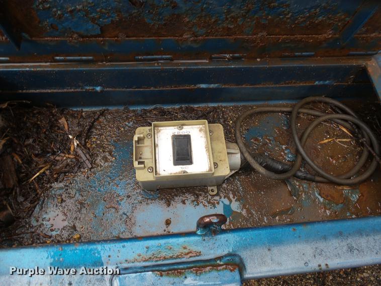 image for item EF9501 1994 Dressen dump trailer