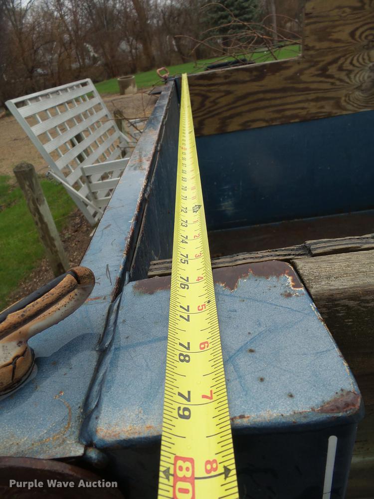 image for item EF9501 1994 Dressen dump trailer