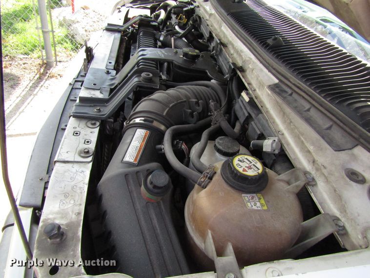 image for item EU9732 2007 Ford E450 Eldorado Aerotech 24FA7 shuttle bus