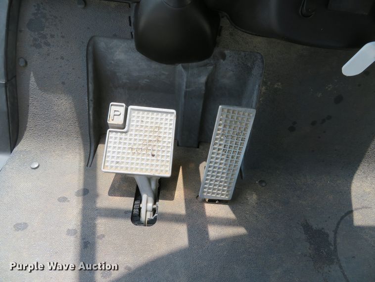 image for item EV9654 2008 Yamaha YDRE golf cart
