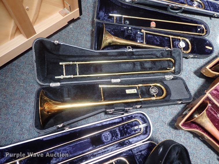 image for item FB9209 (7) trombones